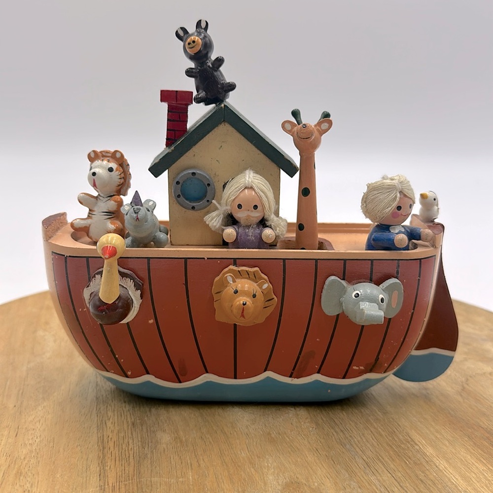 Vintage MSR Imports Wooden Noah’s Ark Music Box